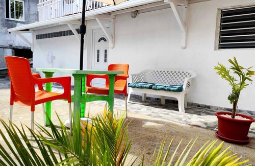 Saint-Joseph Apartment | Charming T1 in the countryside with all comforts. Ideal for recharging your batteries.