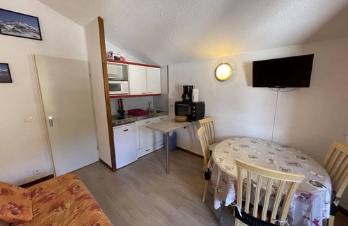 Laveissiere Apartment | Charming T2 cabin in Le Lioran, southeast balcony, 4 people