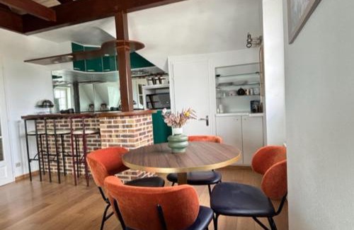 Le Pouliguen Apartment | Charming T2 with harbor view