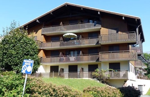 Combloux Apartment | Charming T3 in Combloux center, parking and pets allowed