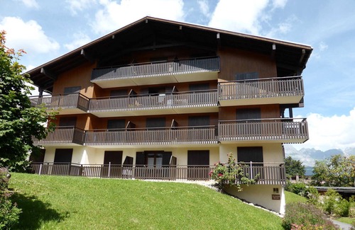 Combloux Apartment | Charming T3 in Combloux center, parking and pets allowed