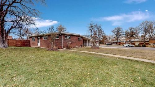 Littleton House | Charming Three Bedroom Home in Littleton