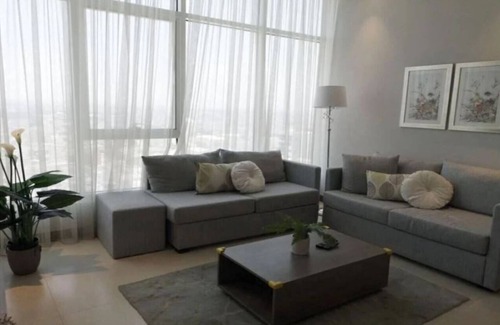 Sanabis House | Charming tower with 1 bedroom, WiFi, Gym, pool in the Middle of the Cityn