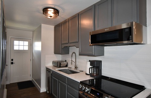 Spearfish House | Charming Two Bedroom Bungalow on Jackson in Spearfish, SD