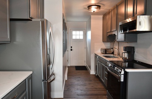 Spearfish House | Charming Two Bedroom Bungalow on Jackson in Spearfish, SD