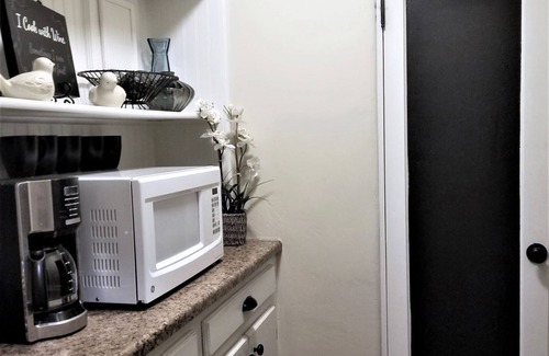 Sam Hughes House | Charming U of A Area Home 1200 SQFT