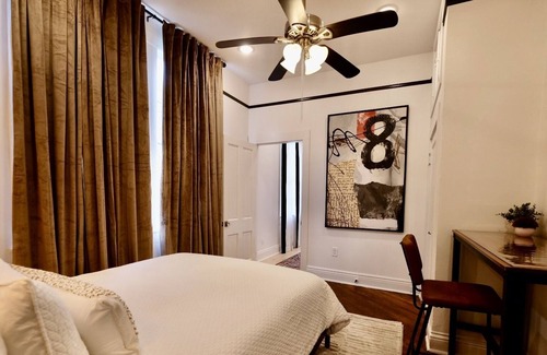 West Riverside House | Charming Uptown Bungalow just steps to Magazine St