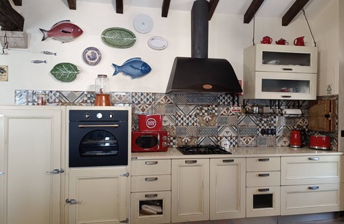 Estoraos House | Charming vacation home with pool in Ponte de Lima!