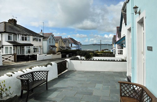Rhosneigr Cottage | Charming Victorian Cottage close to beach with sea views