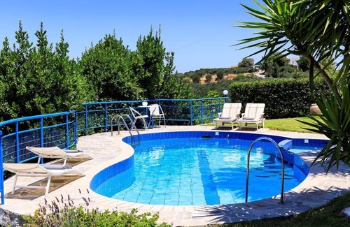 Archanes Villa | Charming Villa Maria