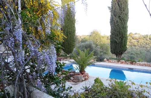 Silves Villa | Charming Villa, exotic and peaceful Garden, very private, nearby beaches, airco
