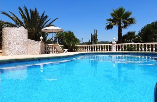 Jalon Villa | Charming Villa in Jalon. Private pool. Wifi Costa Blanca