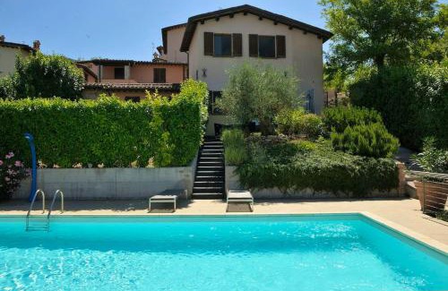 Nocera Umbra Villa | Charming villa in Nocera Umbra with private pool