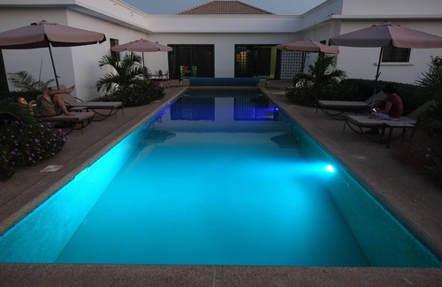 Ngaparou House | Charming villa with 5 bedrooms, 4 bathrooms with swimming pool and magnificent tropical garden.