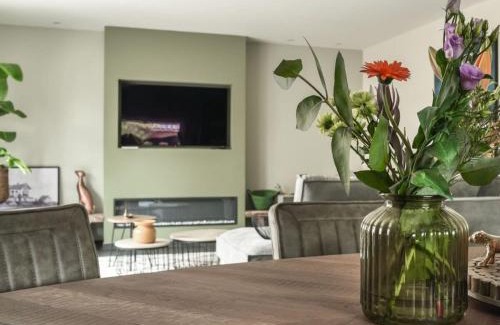 Rijs Villa | Charming villa with garden