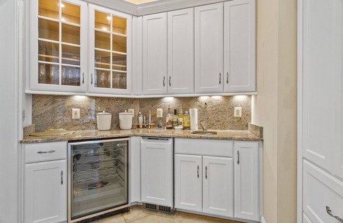 McLean Villa | Charming Villa with Spectacular Waterfront Views