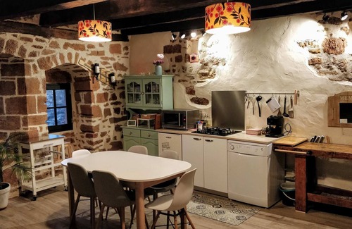 Meyssac House | Charming village house