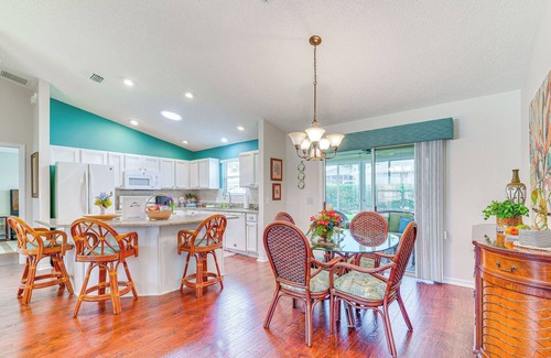 Lynnhaven Cottage | Charming Villages Home w/Lanai & Golf Cart!
