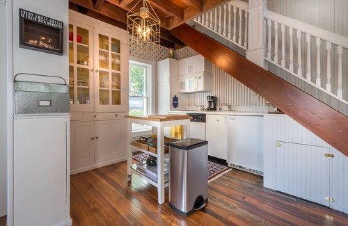 Angola Cottage | Charming Vintage Cottage for Family Fun on Crooked Lake, Angola Indiana