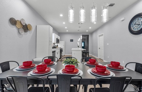Denver Heights Cottage | Charming Walkable 4 Br/2.5 BA Near Dtown Riverwalk