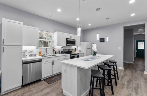 Denver Heights Cottage | Charming Walkable 4 Br/2.5 BA Near Dtown Riverwalk