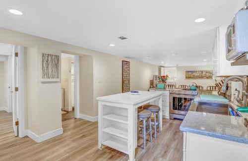 Washington Park West House | Charming Washington Park Getaway