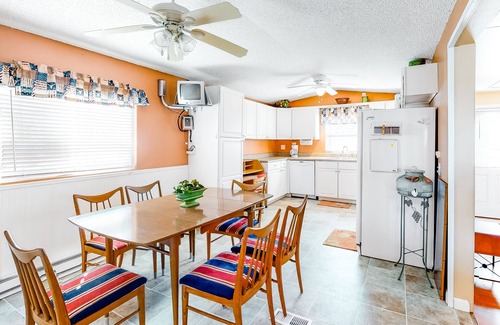 Port Isabel House | Charming waterfront house with heated pool, hot tub, & W/D - snowbird-friendly