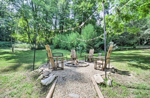 Waynesville House | Charming Waynesville Cottage Less Than 2 Mi to Main St