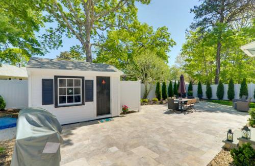 West Yarmouth House | Charming West Yarmouth Home about 2 Mi to Beach!