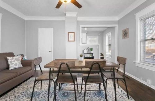 Kansas City House | Charming Westport Bungalow: Walk to Dining, Shopping & KU Med!