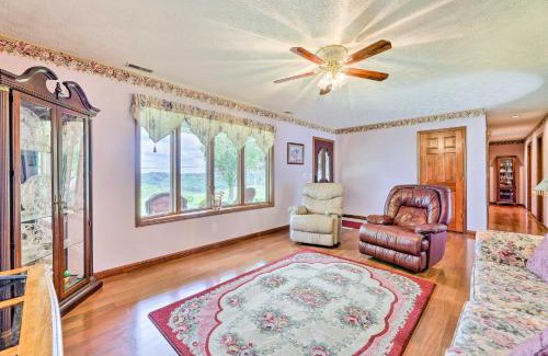 Williamstown House | Charming Williamstown Retreat with Private Yard