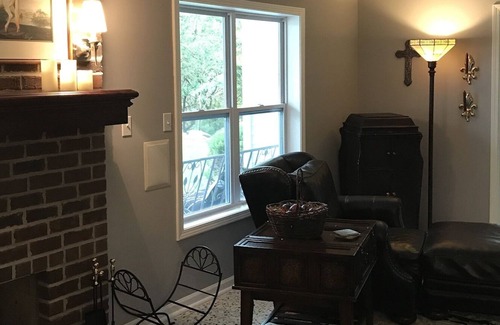 Atchison Apartment | Charming wooded retreat 3 min from Atchison.