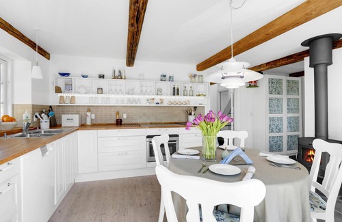 Follenslev House | Charming, year-round cottage in a unique location in Vesterlyng, Havnsø.