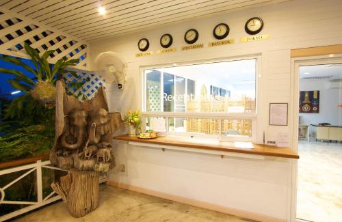 Saen Suk Apartment | Charn Residence