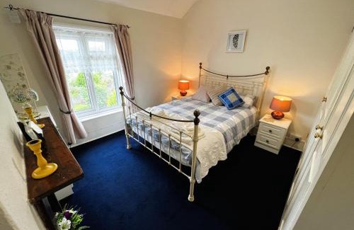 Brading House | Charnwood Cottage