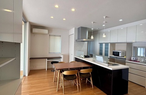 Minami-Alps House | [Charter & cleanliness] Flexible pricing! Long-term stays welcome! ｜ 4LDK ・Yard & parking space included!