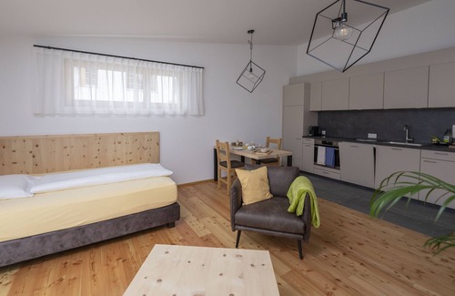 Santa Maria Val Muestair Apartment | Chasa Helvetia Studio: Relax and enjoy in the new studio with exclusive hotel service