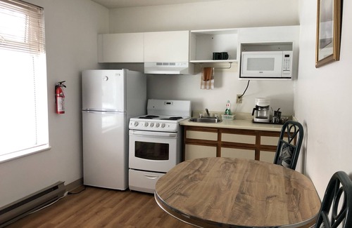 Chase Hotel | Chase Country Inn Motel