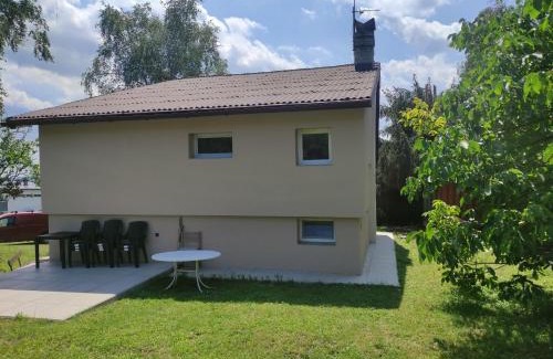 Kaluza House | Chata na šírave