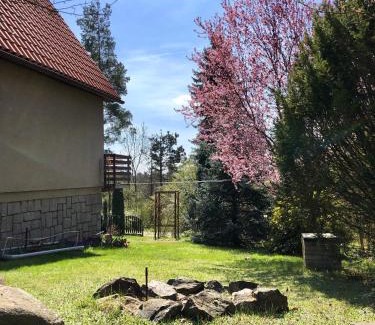 Tynec nad Labem House | Chata se zahradou