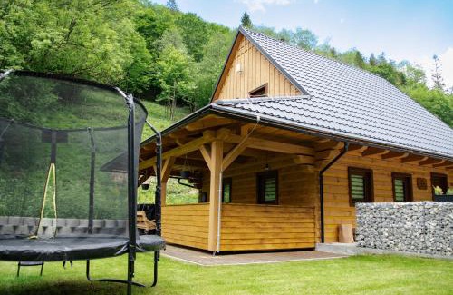 Oscadnica Cabin | Chata Snezienka