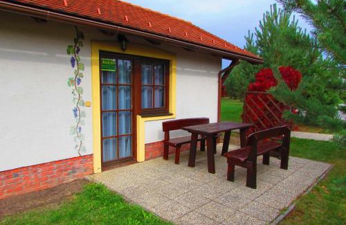 Liptovsky Mikulas Cabin | Chata u vinára Milana, Tatralandia