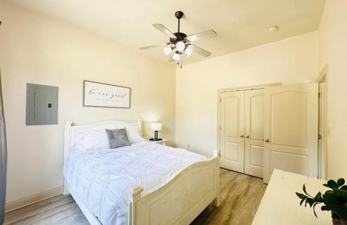 Pine Grove Apartment | Chateau 10