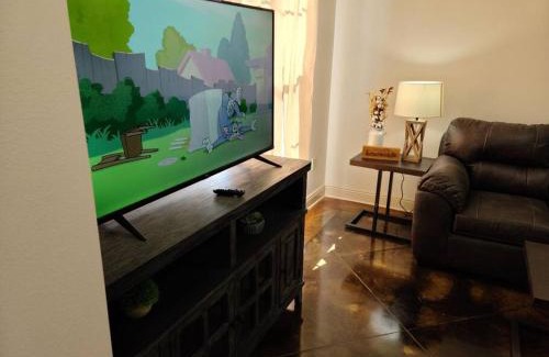 Pine Grove Apartment | Chateau 18