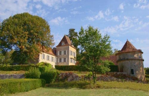 Saint-Georges-de-Montclard Hotel | Chateau de Lascoups