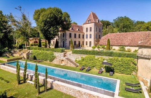 Saint-Georges-de-Montclard Hotel | Chateau de Lascoups