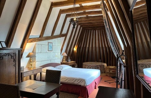 Chissay-en-Touraine Hotel | Chateau de Chissay