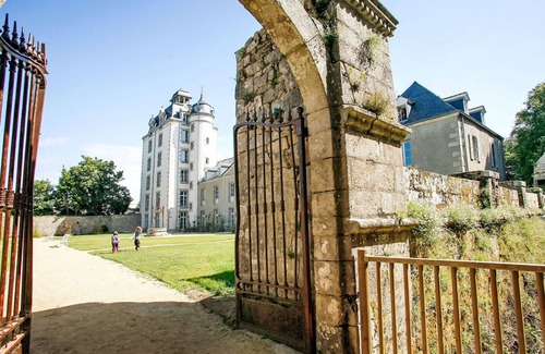 Erdeven Apartment | Chateau de Keraveon by Interhome