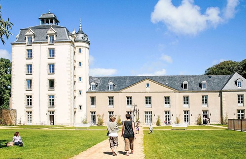 Erdeven Apartment | Chateau de Keraveon by Interhome