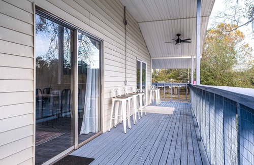 Columbia Apartment | Chateau De Riviera Unit 4. Water front! Cozy Condo on the Chattahoochee River.